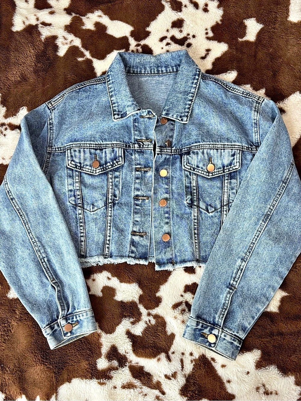 Cropped Denim Jacket in Blue Size Large